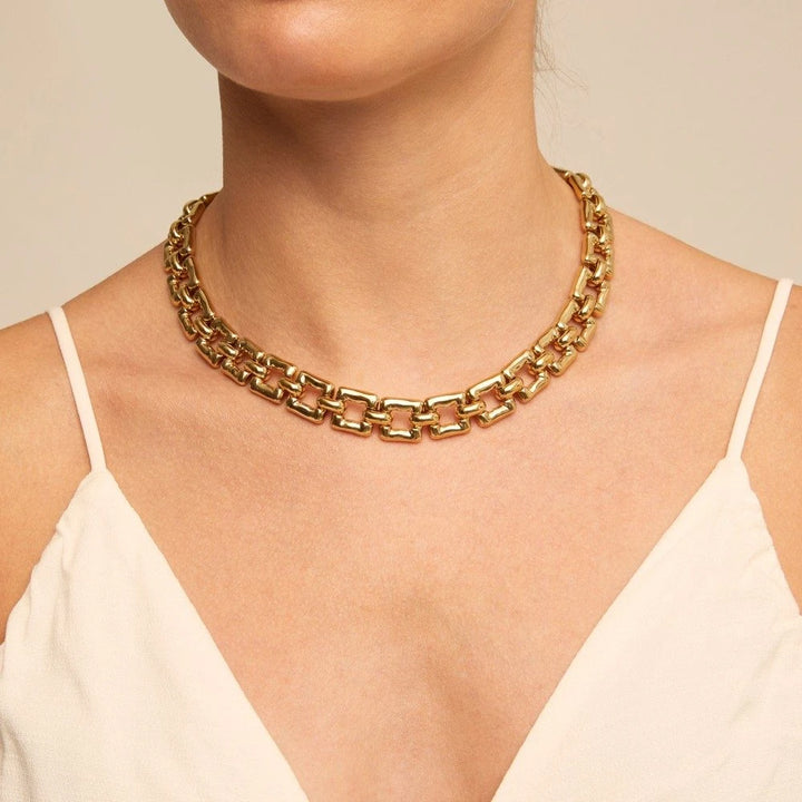 UNOde50 Gold Femme Fatale Necklace