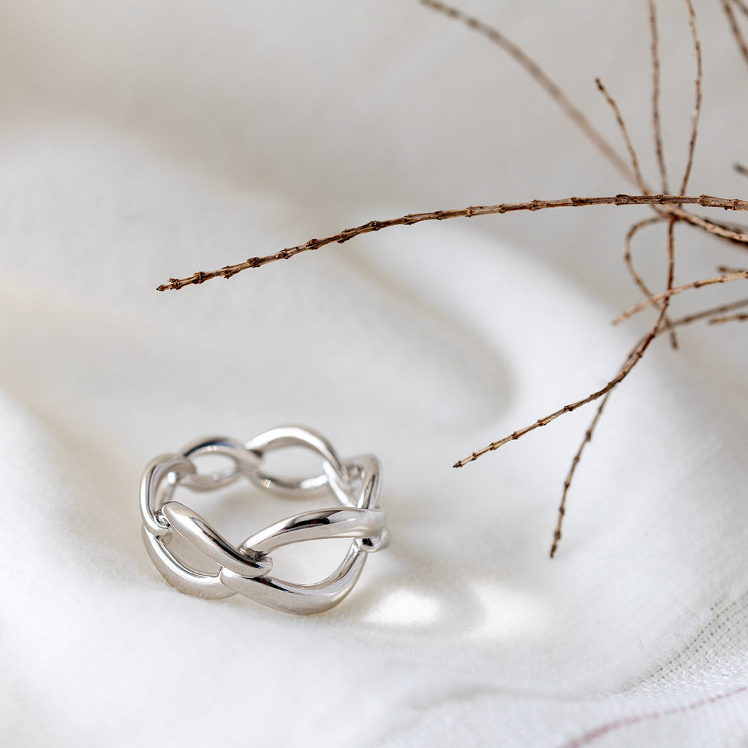 Kit Heath Silver Entwine Twine Link Ring