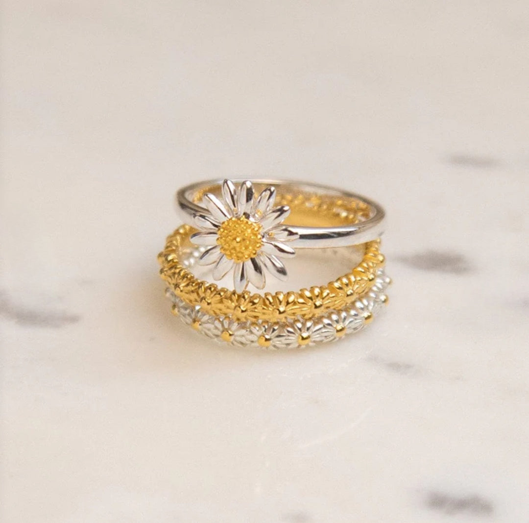 Daisy London Sterling Silver 10mm Daisy Ring