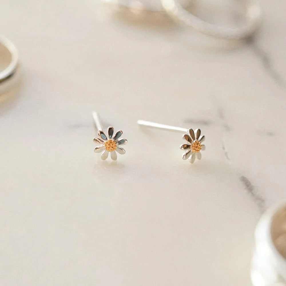 Daisy London Sterling Silver Marguerite 5mm Daisy Earrings