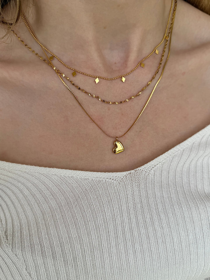 Mococo Essentials Gold Dainty Heart Necklace