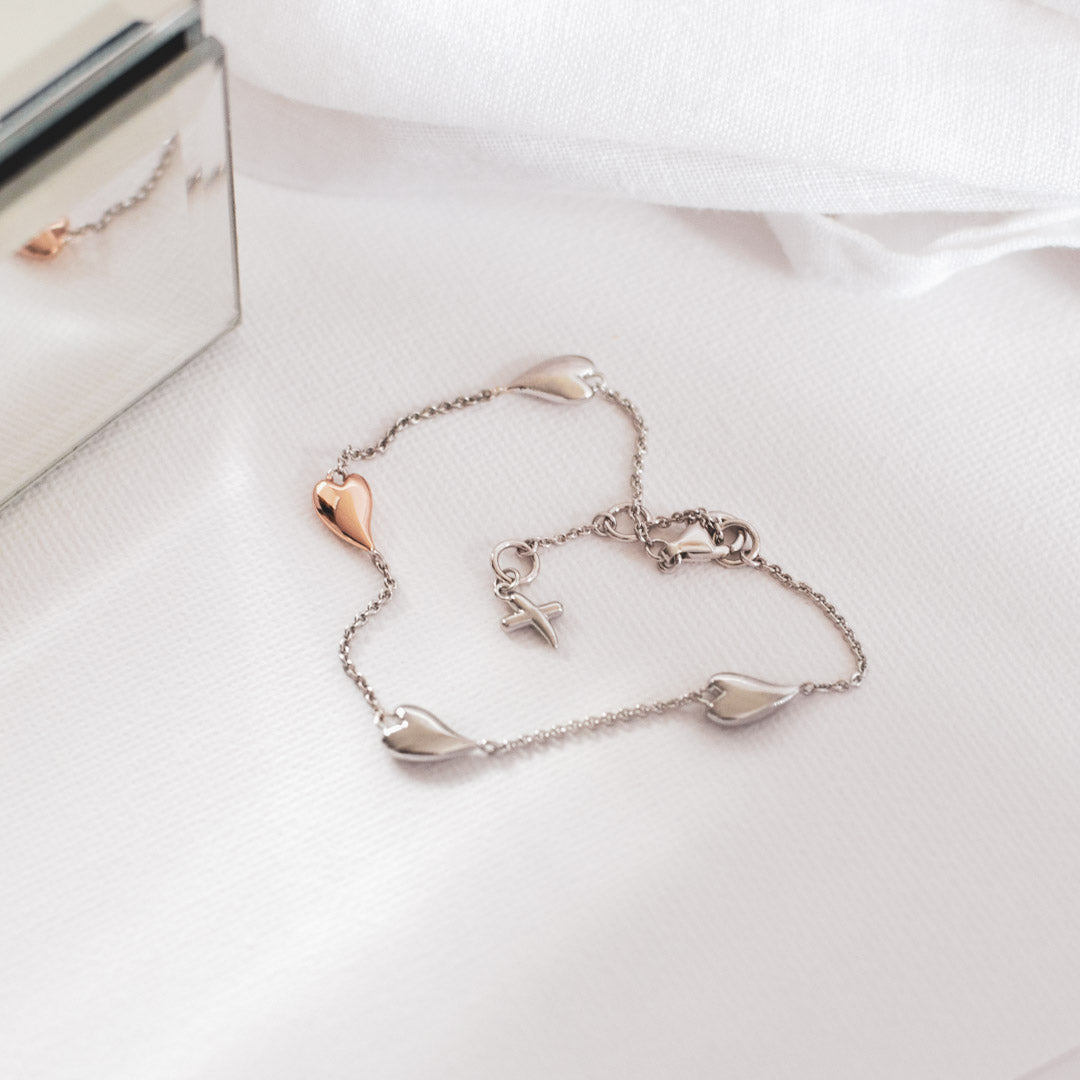 Kit Heath Silver Desire Kiss Blush Heart Station Bracelet