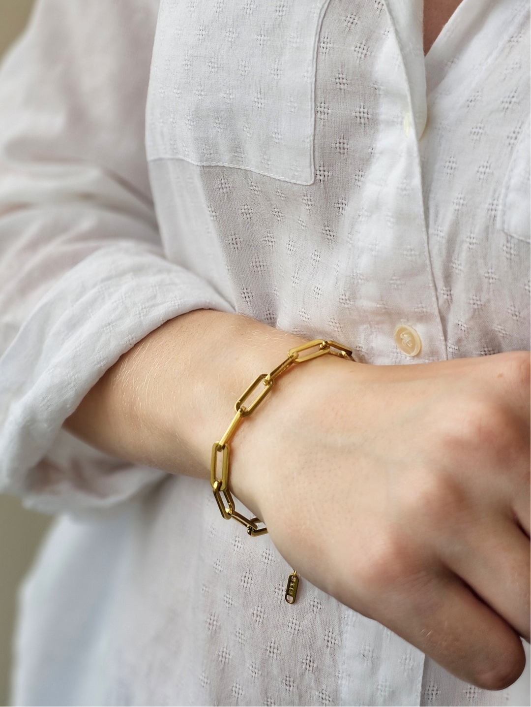 Mococo Essentials Gold Link Bracelet