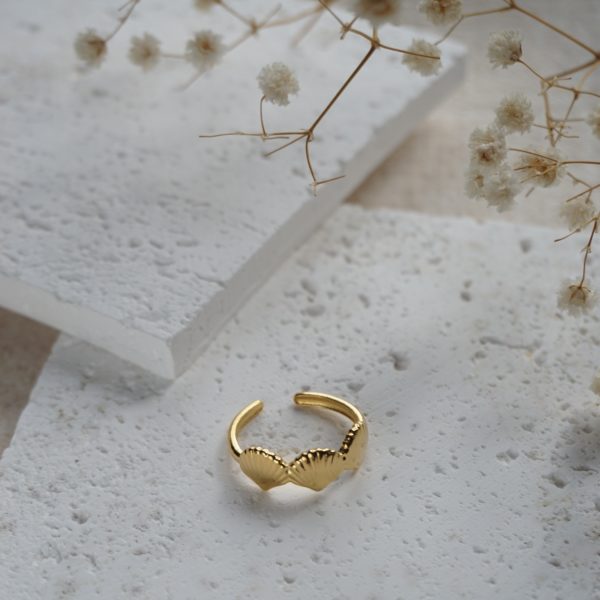 Little Grey Moon Gold Scallop Ring