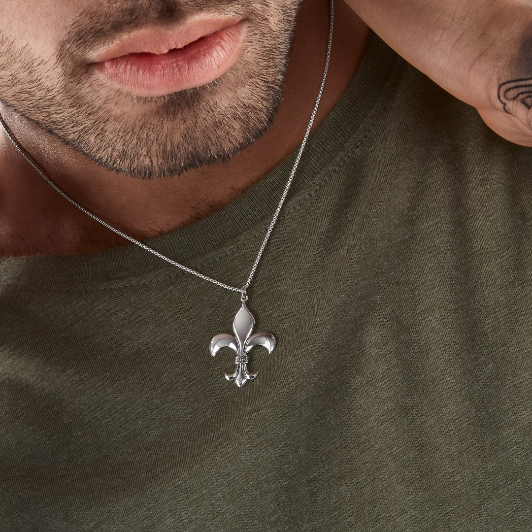 Thomas Sabo Silver Fleur-De-Lis Pendant Necklace