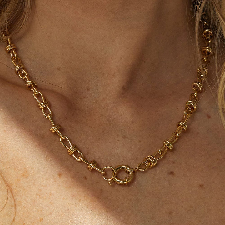 Daisy London Gold Polly Knot Chain Necklace