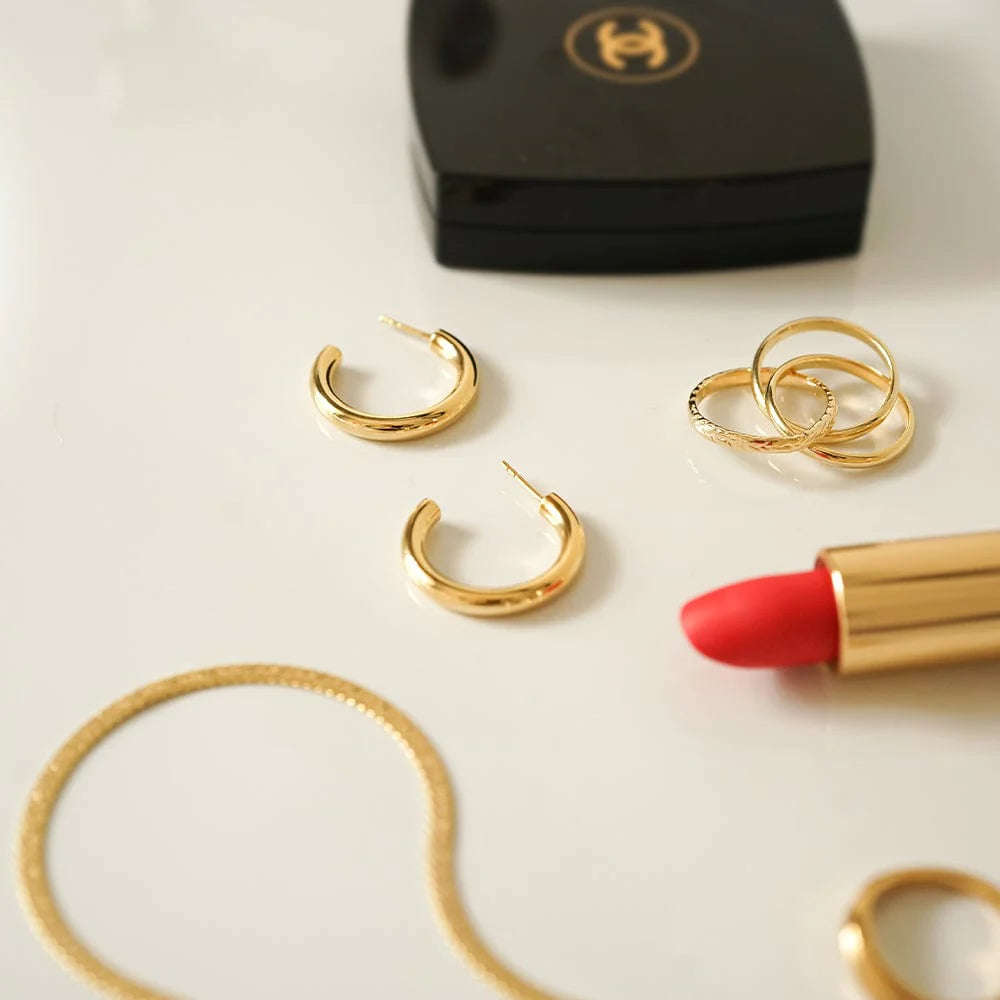 Daisy London Gold Midi Bold Hoop Earrings